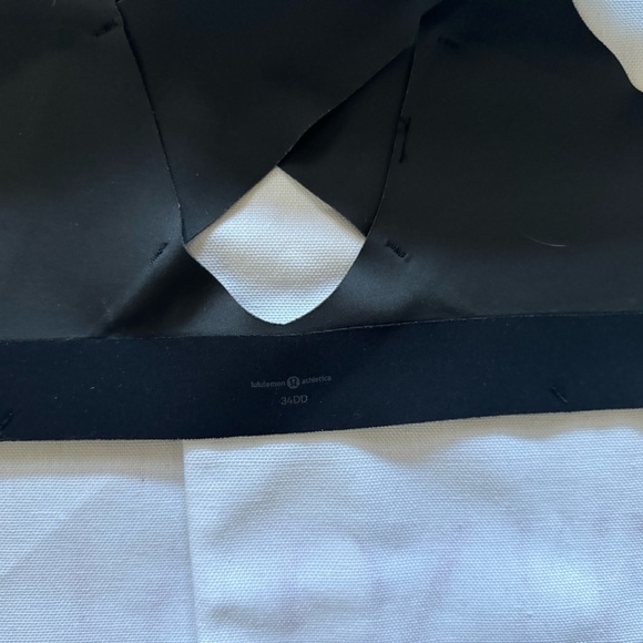 Lululemon Enlite Bra Zip Front High Support 32E and 34DD Camo - Picture 10 of 11